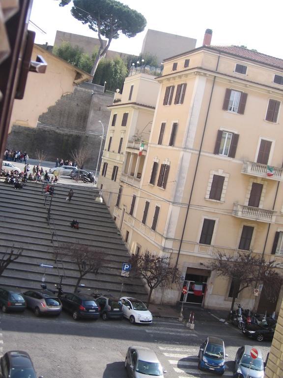 Appartement Una Notte Ai Musei Vaticani à Rome Chambre photo